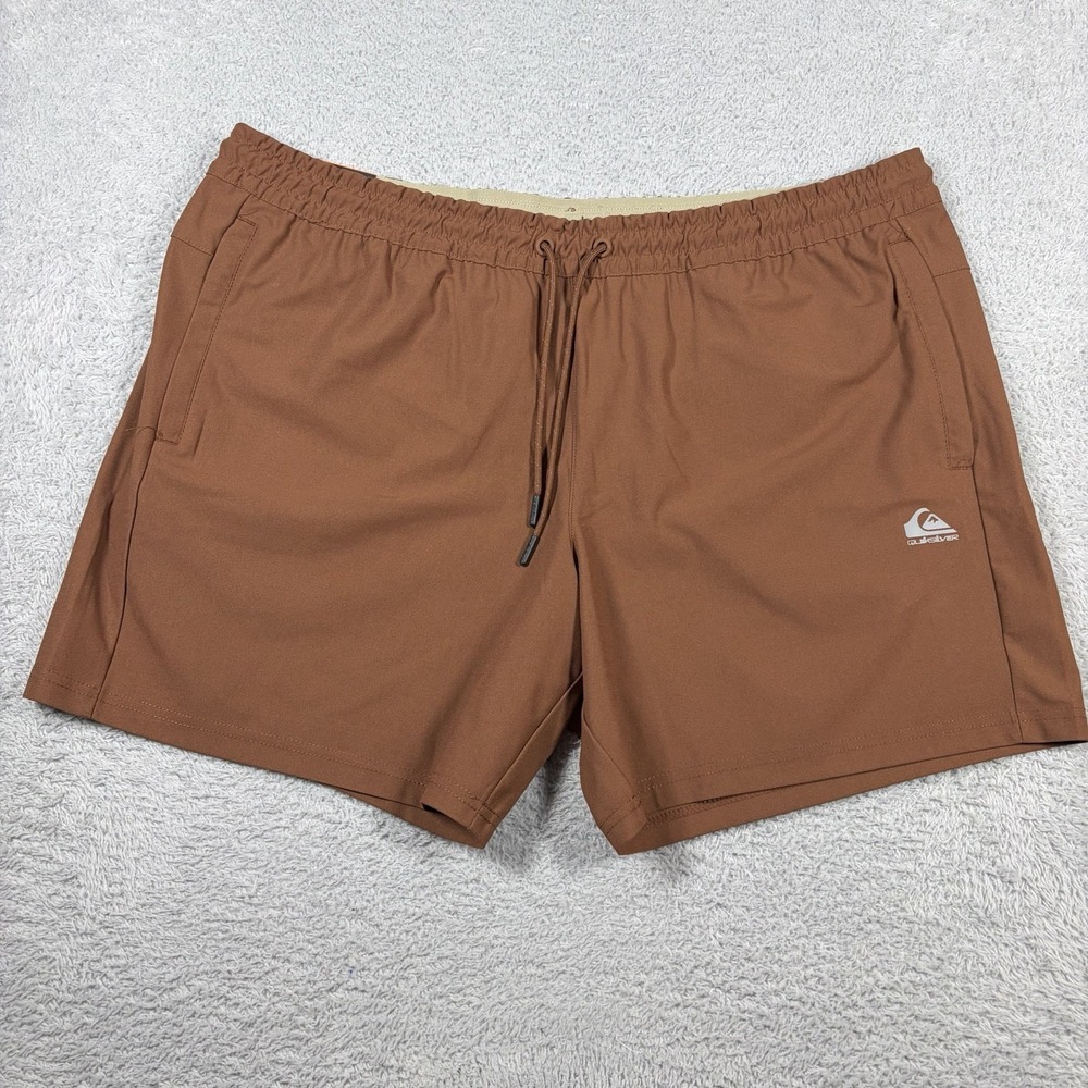 Quiksilver Shorts Mens XXL Brown Stretch Performance Wicking Zip Pocket NWT